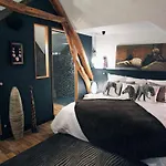 Bed and Breakfast Aux 5 Sens 4*