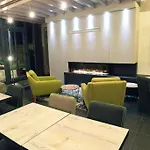 Aux 5 Sens 4*